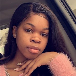 Meet your Posher, Gabrielle